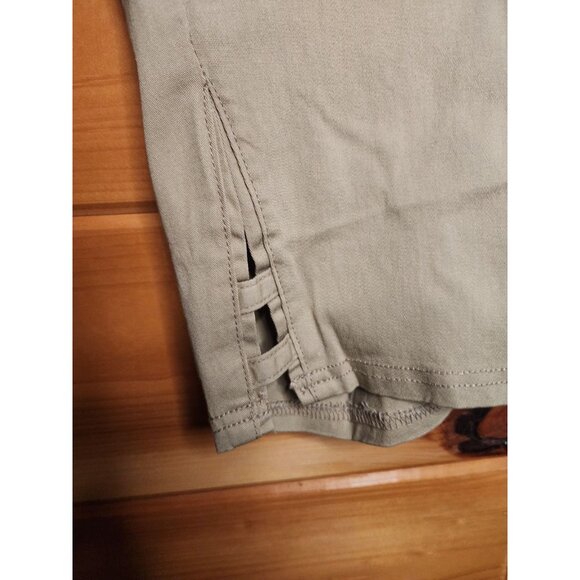 Catherines Essentials Plus Size 4X Capri Pull On With Front Pocket - Picture 7 of 10